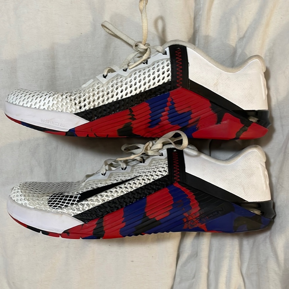 Men’s Nike Metcon 6 Training Shoes Size 11- Great shape  with insoles crossfit